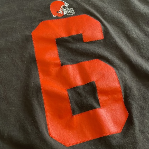 CLEVELAND BROWNS BAKER MAYFIELD T-SHIRT - Picture 3 of 6